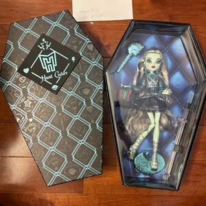 RARE Monster High Frankie Stein Limited Edition Haunt Couture Doll NEW